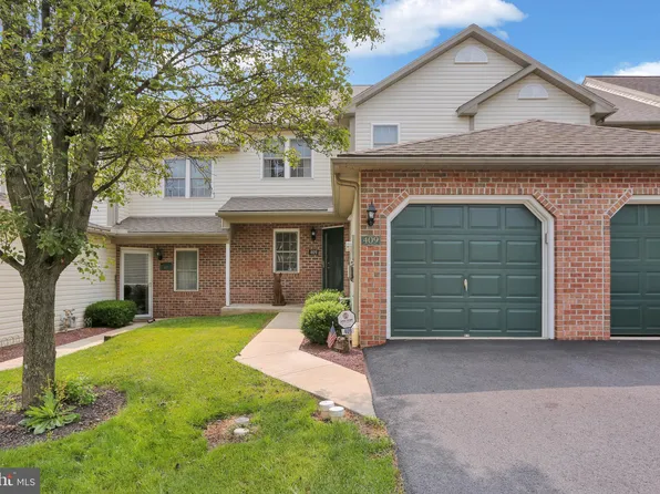 409 Omicron Pl, Wernersville, PA 19565