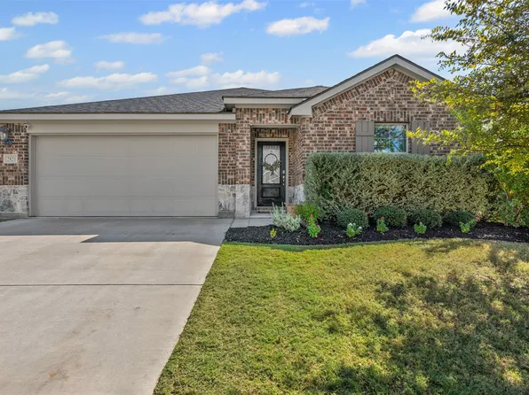 2821 Andesite Ln, Fort Worth, TX 76108