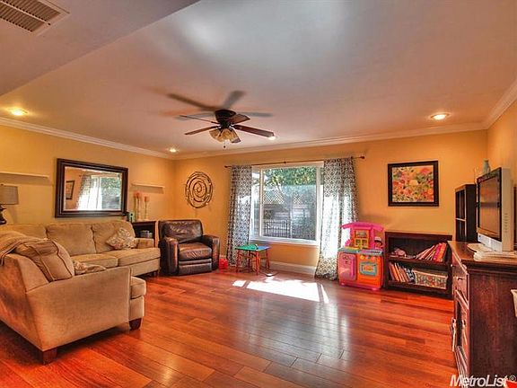 5th image of 3417 John Lee Ln