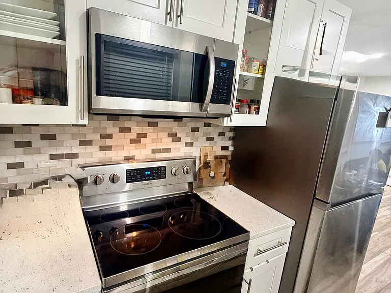 443 Wilder St — Photo 3