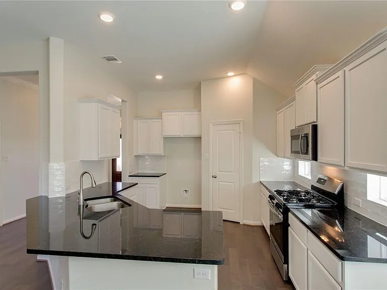 401 Inspiration Dr — Photo 28