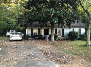 6620 Willow Spring Rd, Charlotte, NC 28215