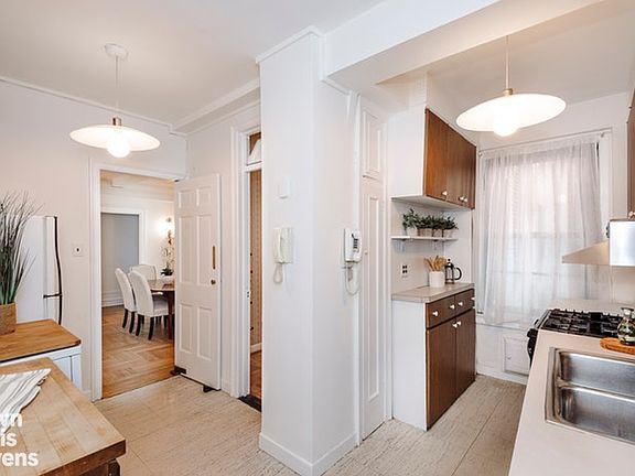 5th image of 58 E 96th St #3A