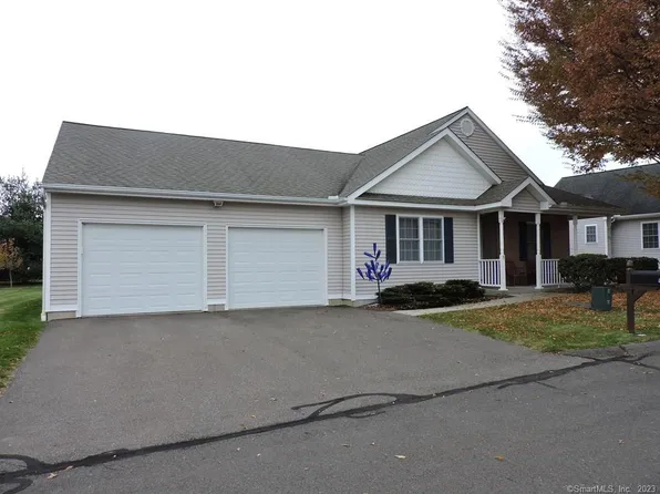 8 Oakview Place #8, Vernon, CT 06066