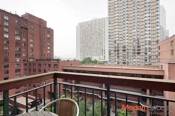 Rented by Modern Spaces | media 9