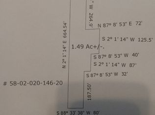 2940 Dean Rd, Lambertville, MI 48144