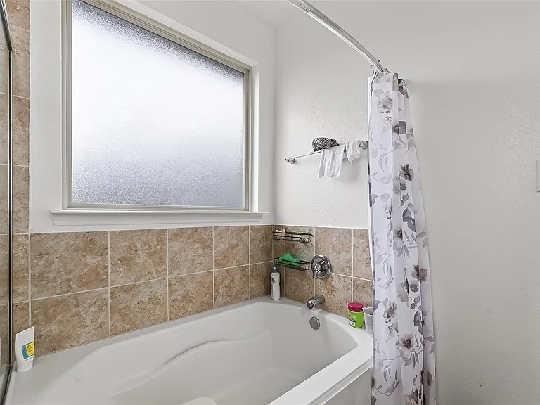 6515 Sterling Shores Ln — Photo 28
