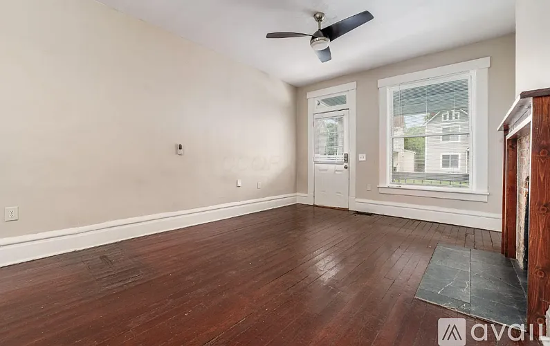 3 bed, 1154 sqft, $1,350 — Photo 3