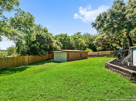 4th image of 16149 Watering Point Dr