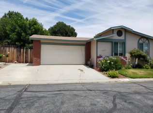 27571 Onyx Ln, Castaic, CA 91384