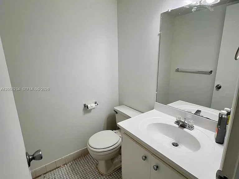 700 NW 214th St #411 — Photo 9