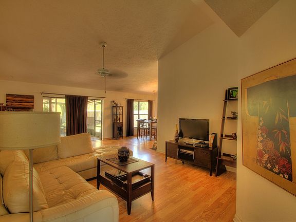 2nd image of 21609 Teal Ct