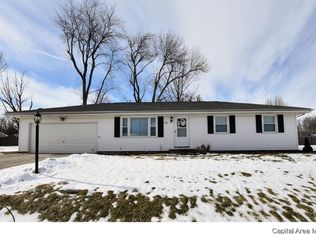 109 Megginson St, Woodson, IL 62695