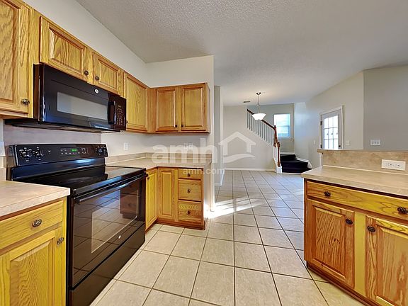 4th image of 62 Creek Bend Dr