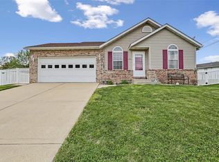 1302 Lynn St, Highland, IL