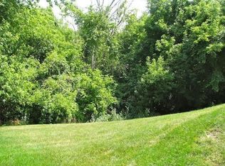 W159N4940 Graysland Dr, Menomonee Falls, WI 53051