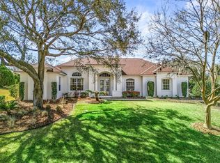 39407 Treeline Dr, Lady Lake, FL 32159