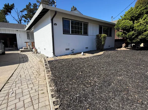 4833 Shetland Ave, Oakland, CA 94605