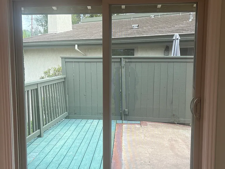 2411 E Greenview Dr — Photo 27