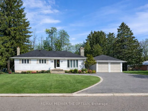 37 John St, King, ON L7B 1J6