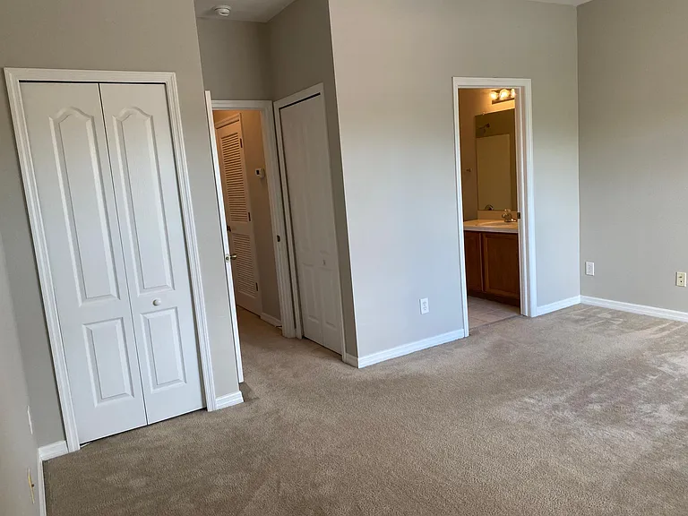 16412 Rollingbrook Dr — Photo 9