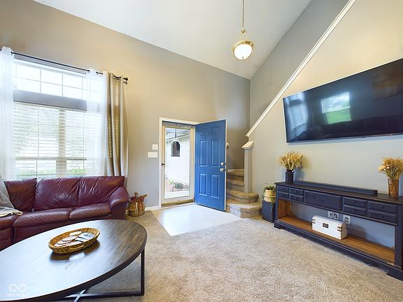 5th image of 10519 Sedgegrass Dr