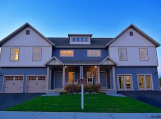 2 Essex St, Malta, NY 12020