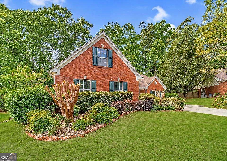 1st image of 406 Mattie Farm Ct