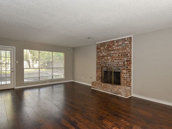 5th image of 1831 Willow Point Dr