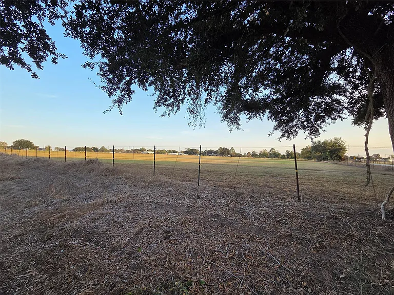 31954 Rochen Rd — Photo 1