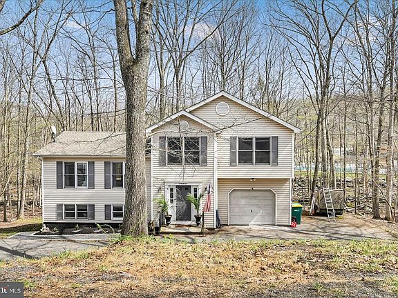 4th image of 434 Somerset Dr