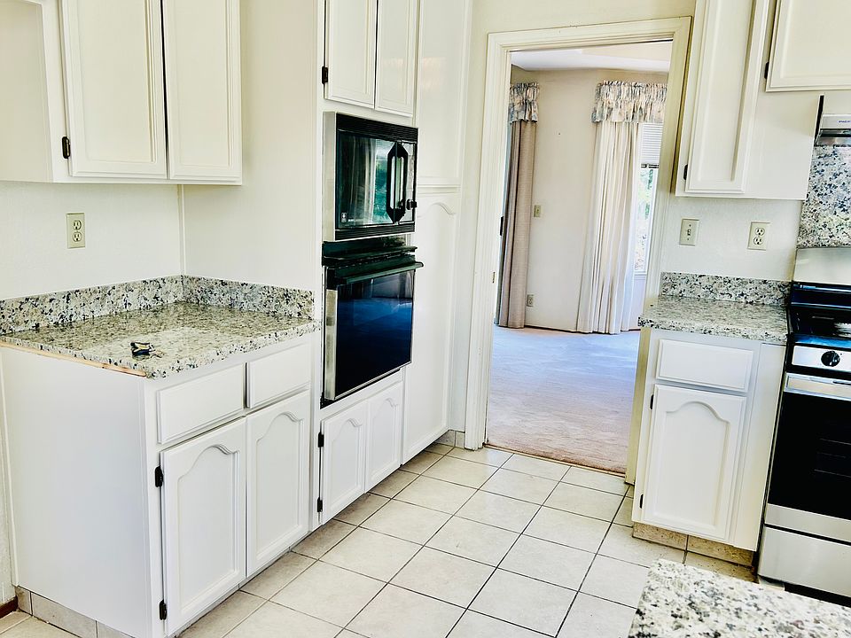 1st image of 1288 Mountain Quail Cir