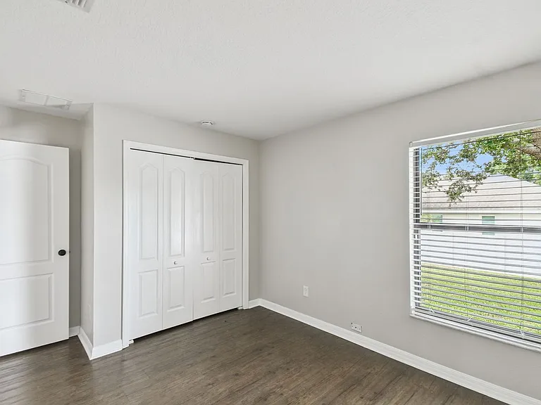 209 Goldie St — Photo 11