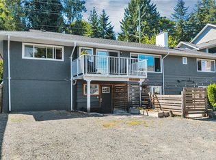 5620 Hammond Bay Rd, Nanaimo, BC V9T 5N2