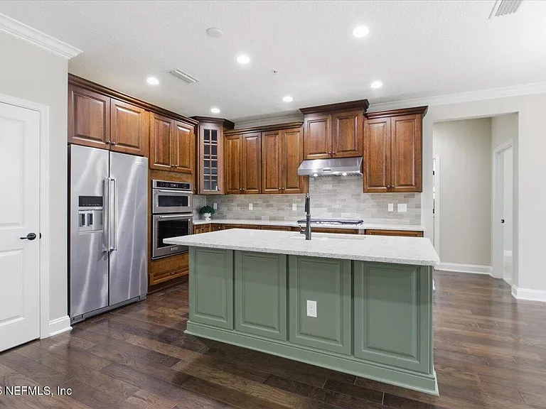 80 Oyster Bay Way — Photo 7