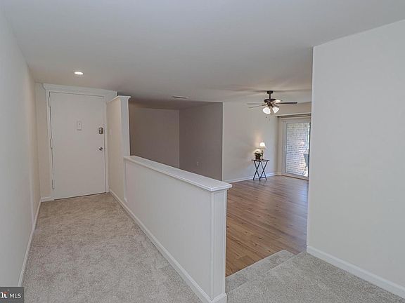4th image of 140 Georgetown Rd APT 10