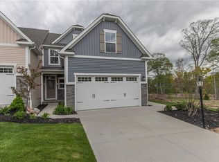 3251 Old Mill Dr, Cuyahoga Falls, OH 44223