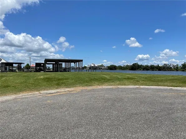 171 Thrasher Ln, Pt Sulphur, LA 70083