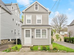 28 Jetland Pl, Bridgeport, CT 06605
