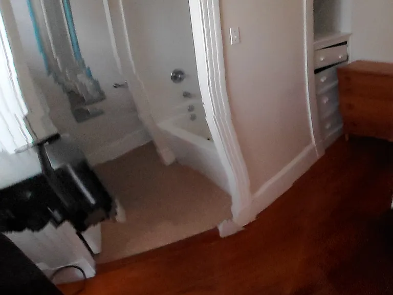 1022 W Market St #35 — Photo 8
