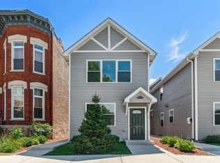 2535 W Monroe St #B, Chicago, IL 60612