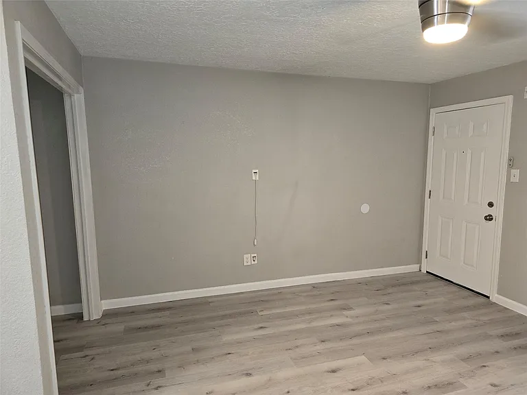 2501 Yoakum Blvd #13 — Photo 13