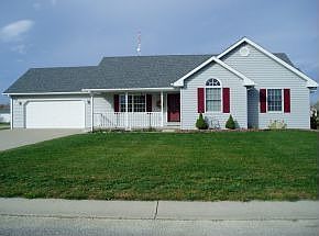 1st image of 220 Spencer Ln
