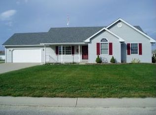 220 Spencer Ln, Versailles, IN 47042