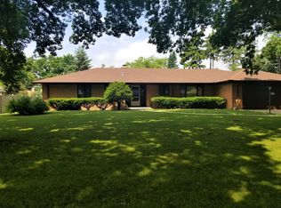 508 N Clifton Ave, Elgin, IL 60123