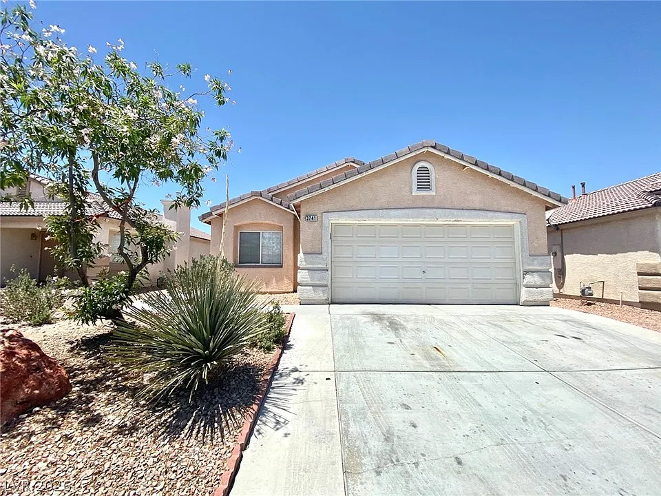 3741 Sorrowing Sparrow Ct