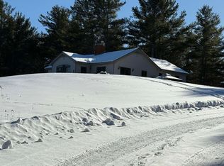 21 Highland Avenue, Canaan, NH 03741