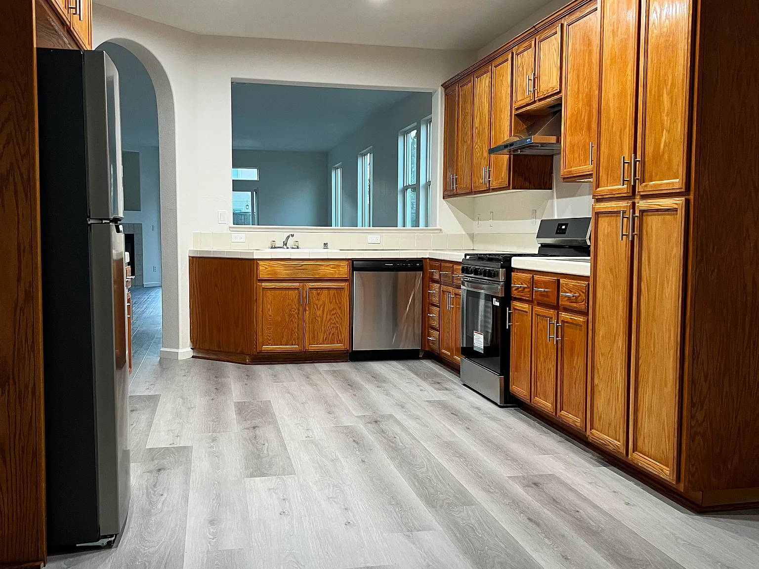 3 bed, 1756 sqft, $2,600 — Photo 2