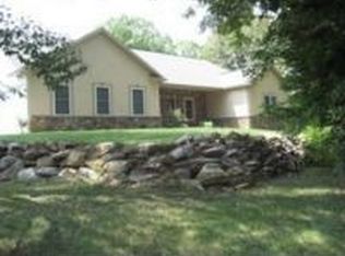 1722 Golf Rd, Reading, PA 19601