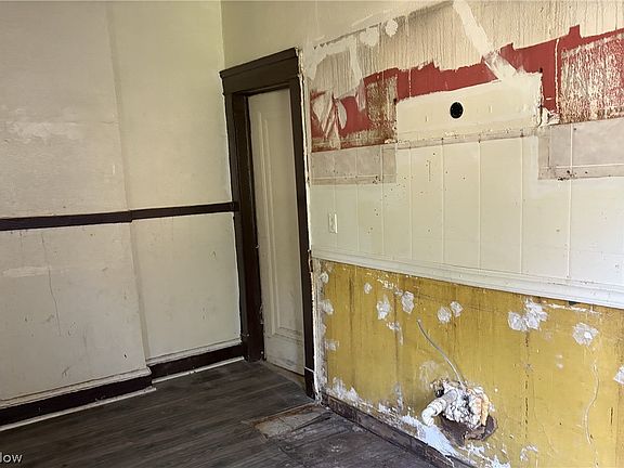 5th image of 13401 Graham Rd
